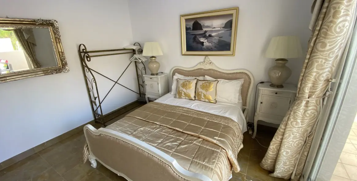 Продажа  отдельно стоящей виллы в Torremolinos 26