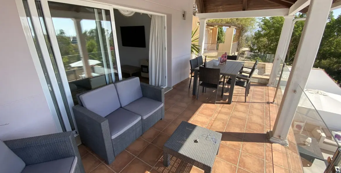 Продажа  отдельно стоящей виллы в Torremolinos 34