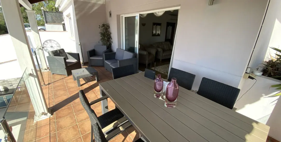 Продажа  отдельно стоящей виллы в Torremolinos 40