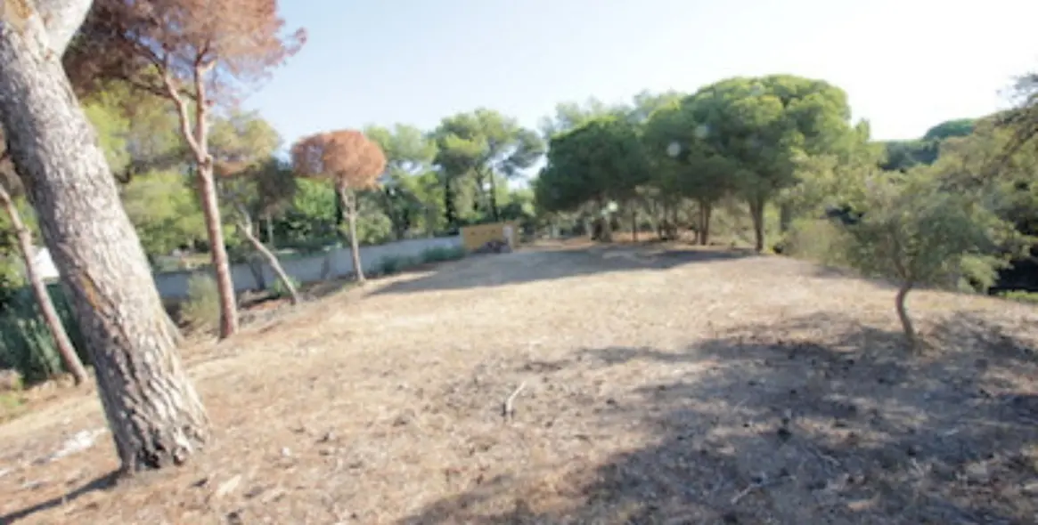 Продажа  жилого участка в Marbella East (район Hacienda Las Chapas) 6