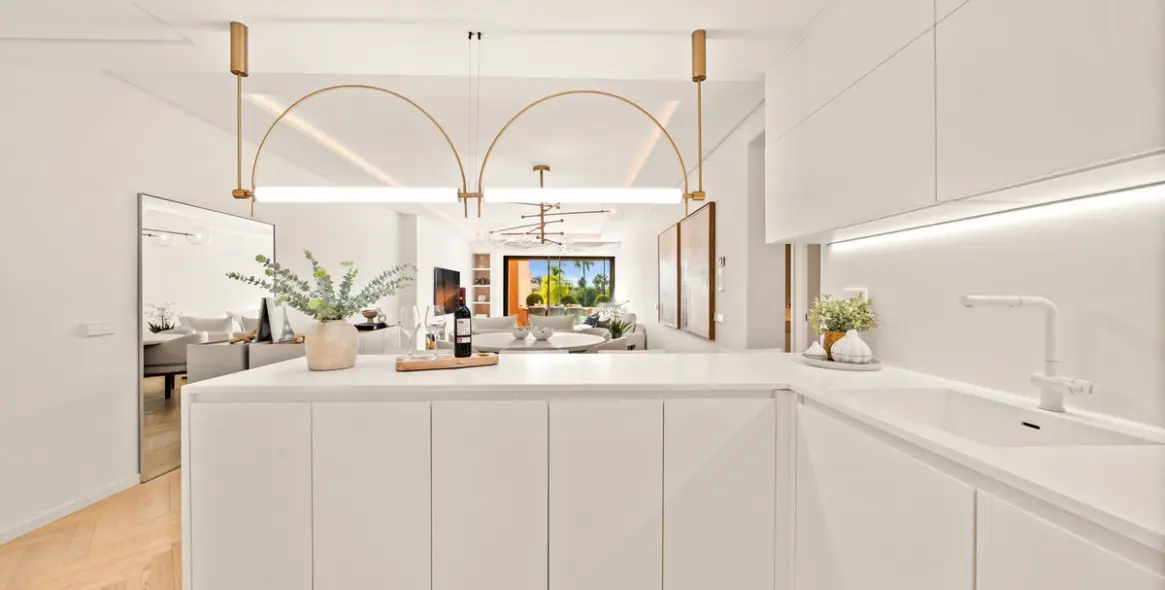 Долгосрочная аренда двухуровневого пентхауса в Atalaya 5