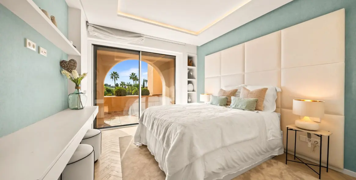 Долгосрочная аренда двухуровневого пентхауса в Atalaya 17