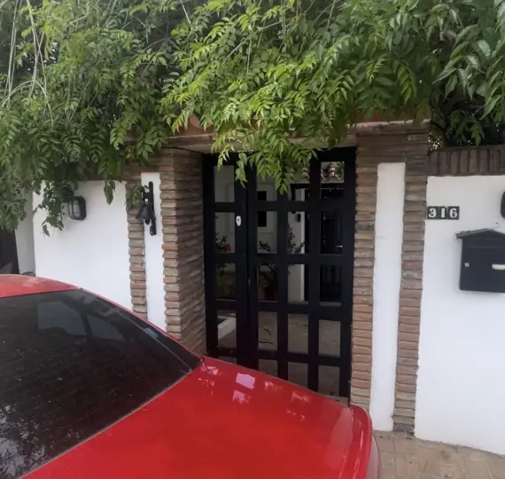 Oтдельно стоящая вилла R4728907