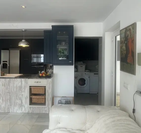 Oтдельно стоящая вилла R4728907