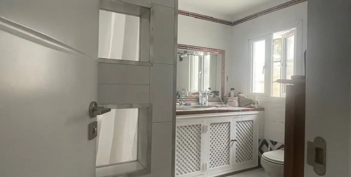 Продажа  отдельно стоящей виллы в San Pedro de Alcántara (район San Pedro de Alcántara) 12