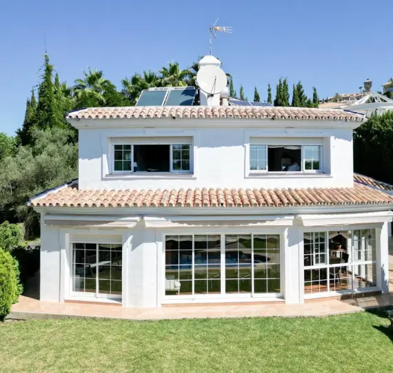 Venta de villa independiente en Mijas Golf