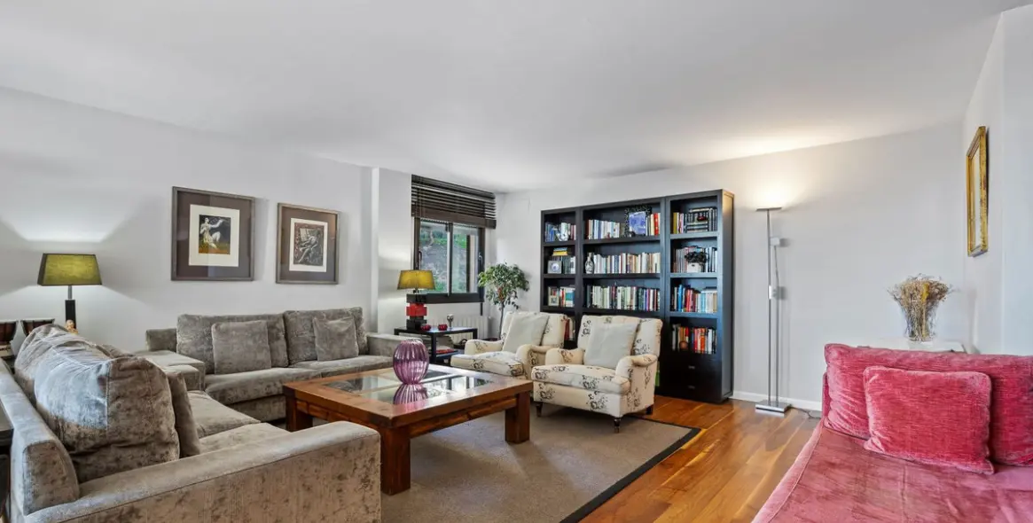 Продажа апартаментов на среднем этаже в Cerrado de Calderón 9