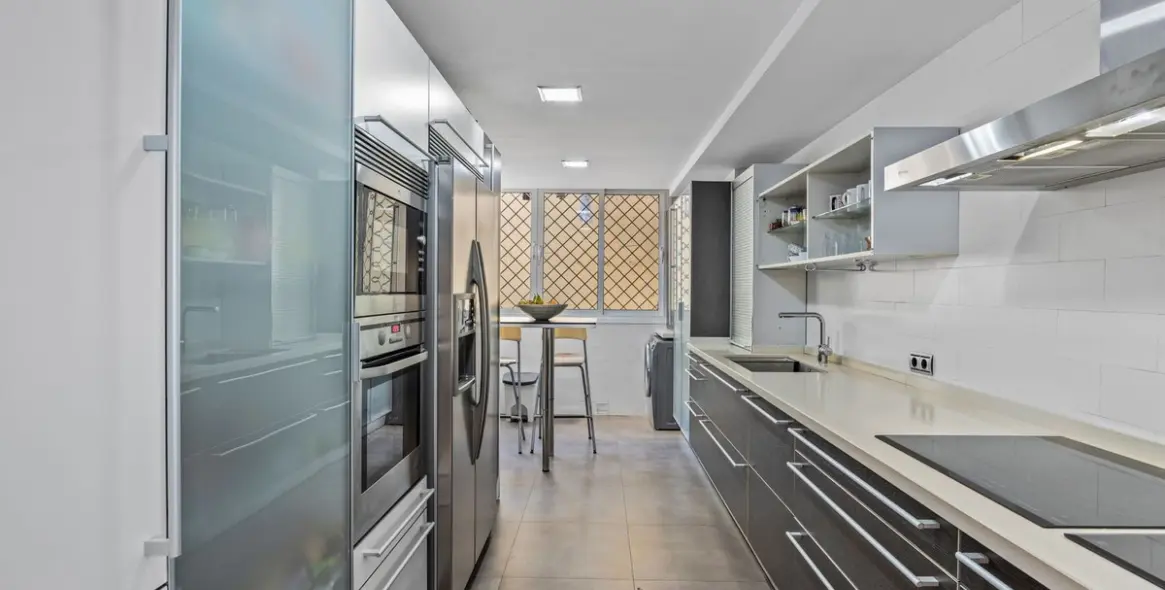 Продажа апартаментов на среднем этаже в Cerrado de Calderón 13