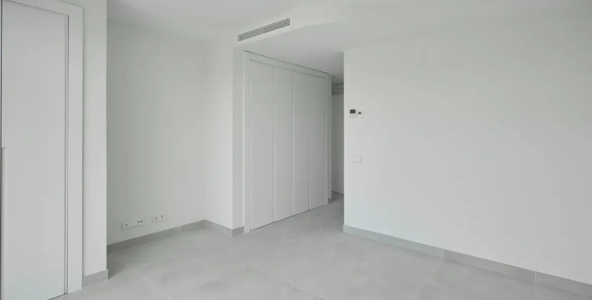 Sale of semi-detached house in San Pedro de Alcántara 11