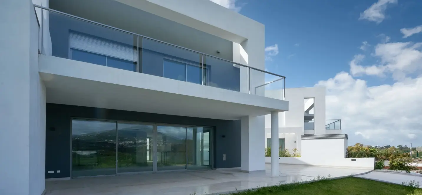 Продажа дома на две семьи в San Pedro de Alcántara 1