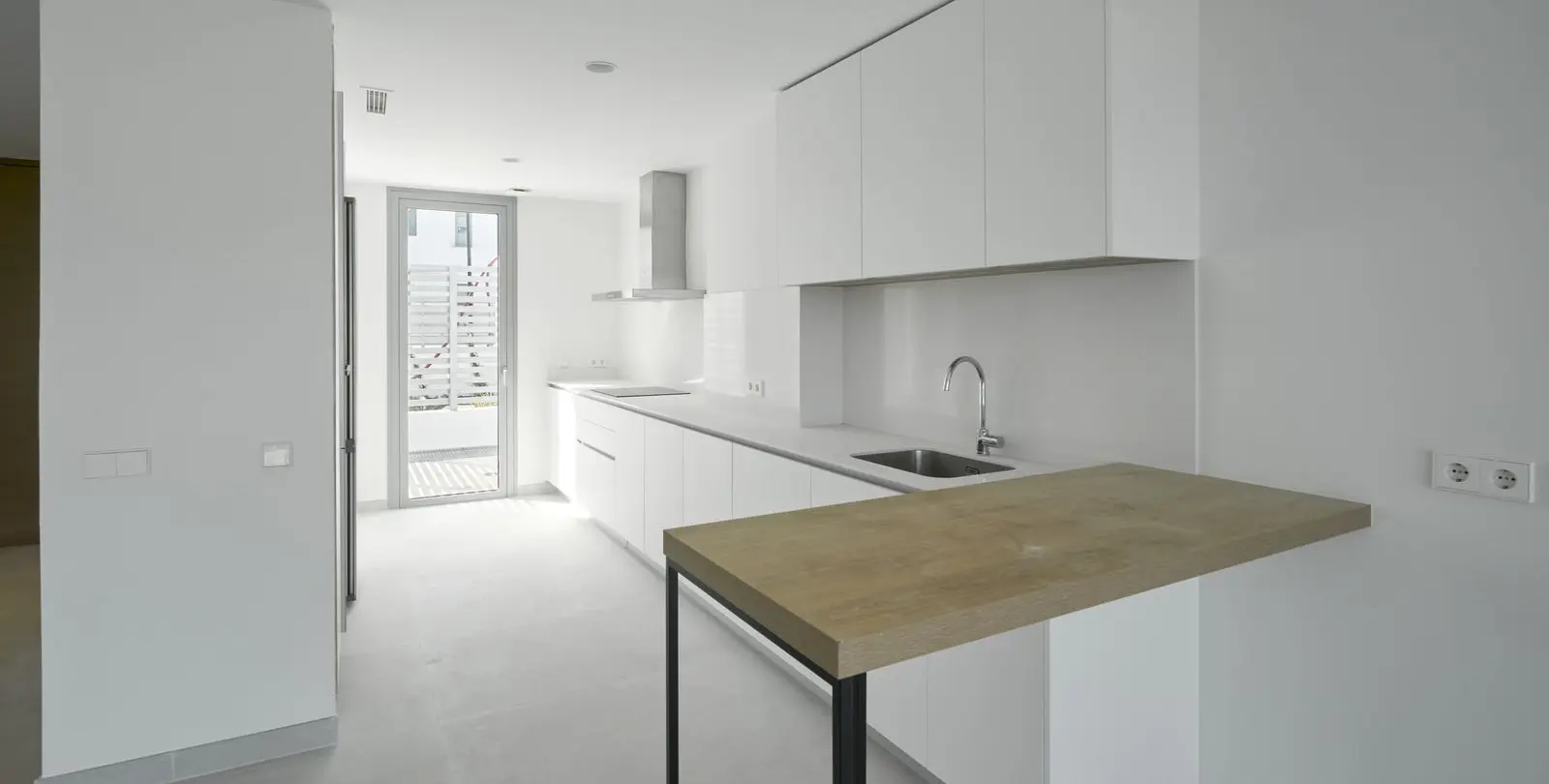 Sale of semi-detached house in San Pedro de Alcántara 5