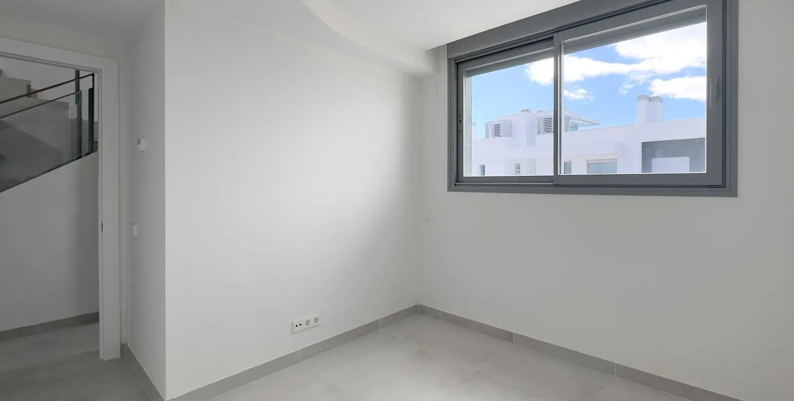 Sale of semi-detached house in San Pedro de Alcántara 15