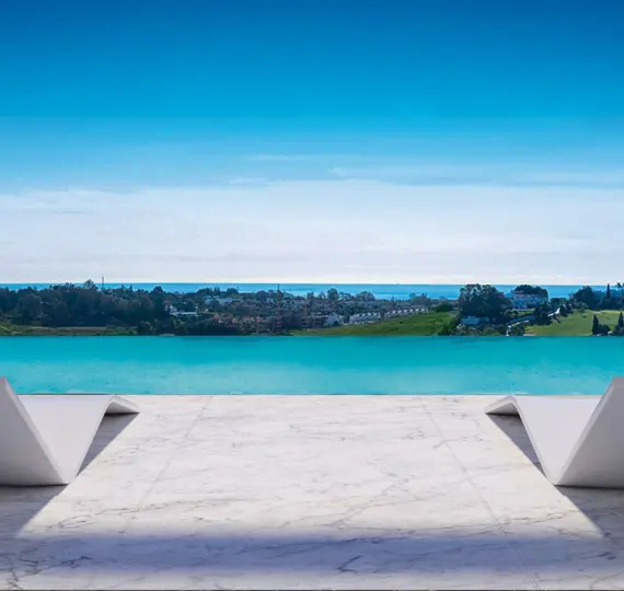 Sale of middle floor apartment in El Paraiso