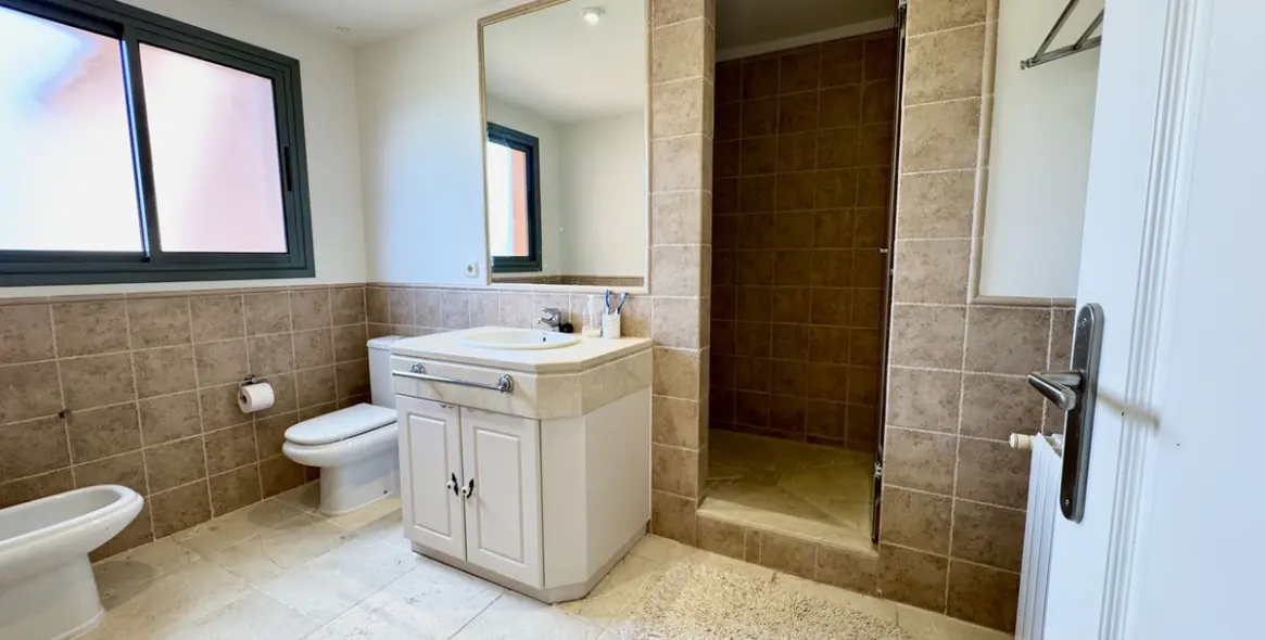 Продажа пентхауса в Los Flamingos 19