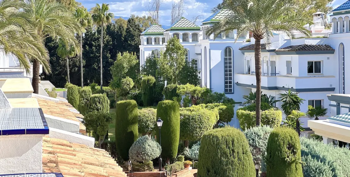 Venta de ático dúplex en Estepona 3