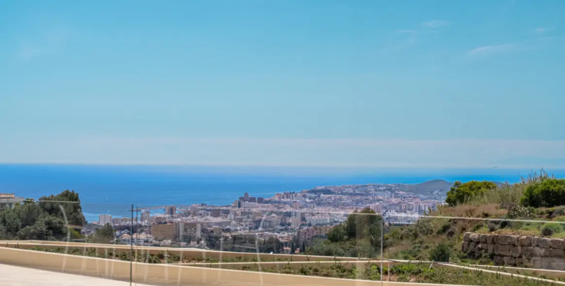 Sale of ground floor apartment in Fuengirola 6