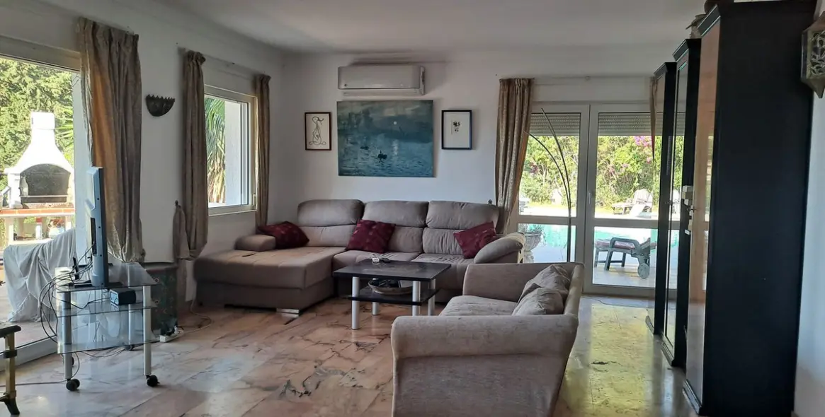 Продажа  отдельно стоящей виллы в Mijas 9