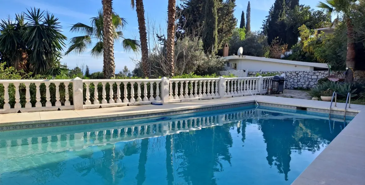 Venta de villa independiente en Mijas 1
