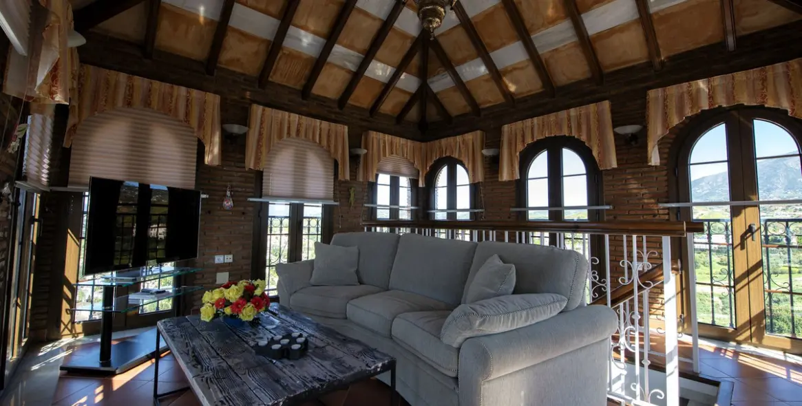 Sale of penthouse duplex in Mijas Golf 5