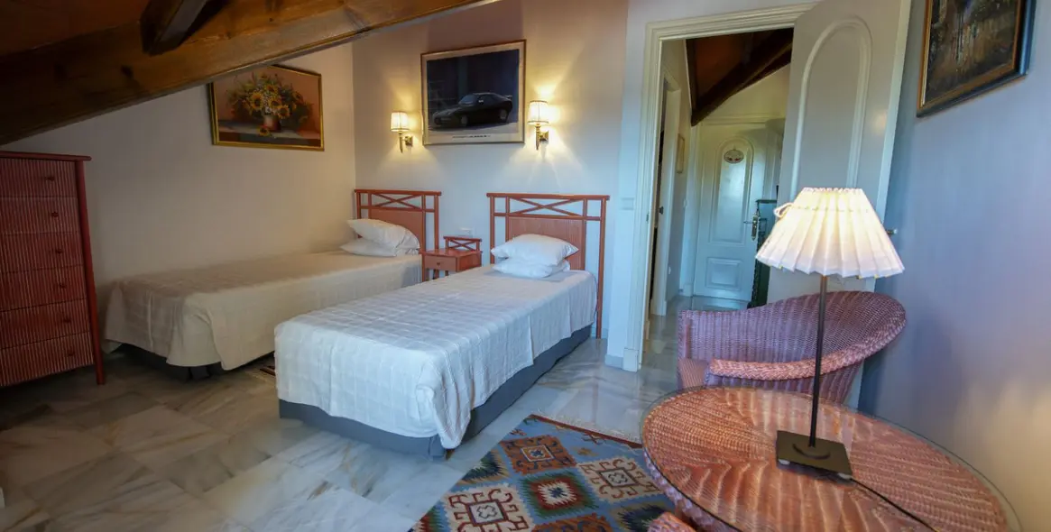 Sale of penthouse duplex in Mijas Golf 9