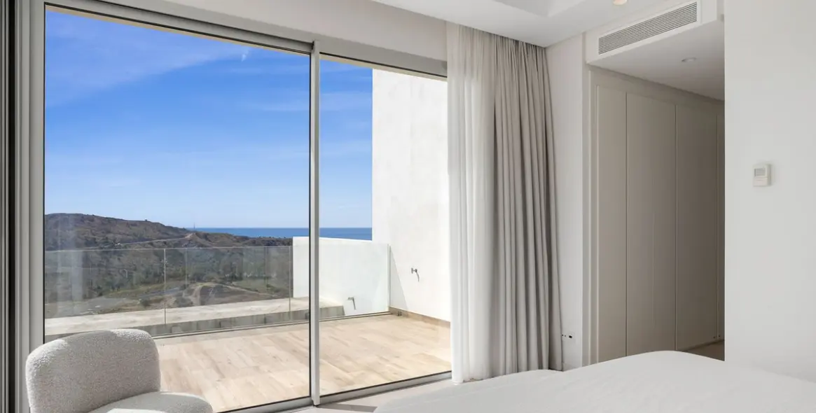 Sale of penthouse in Benahavís 24