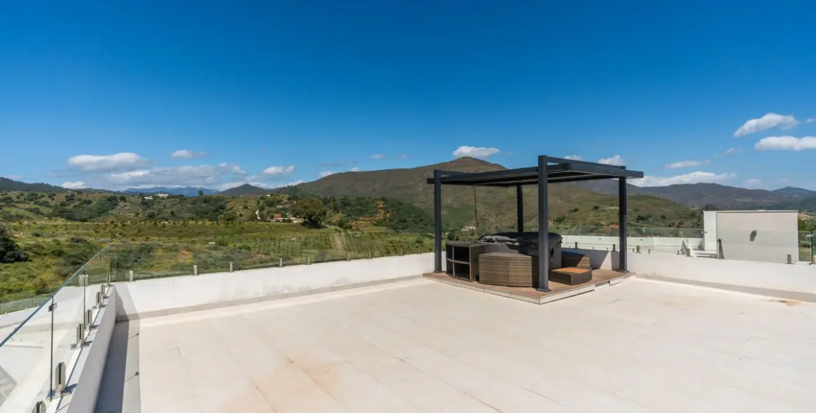 Venta de villa independiente en La Cala Golf 2