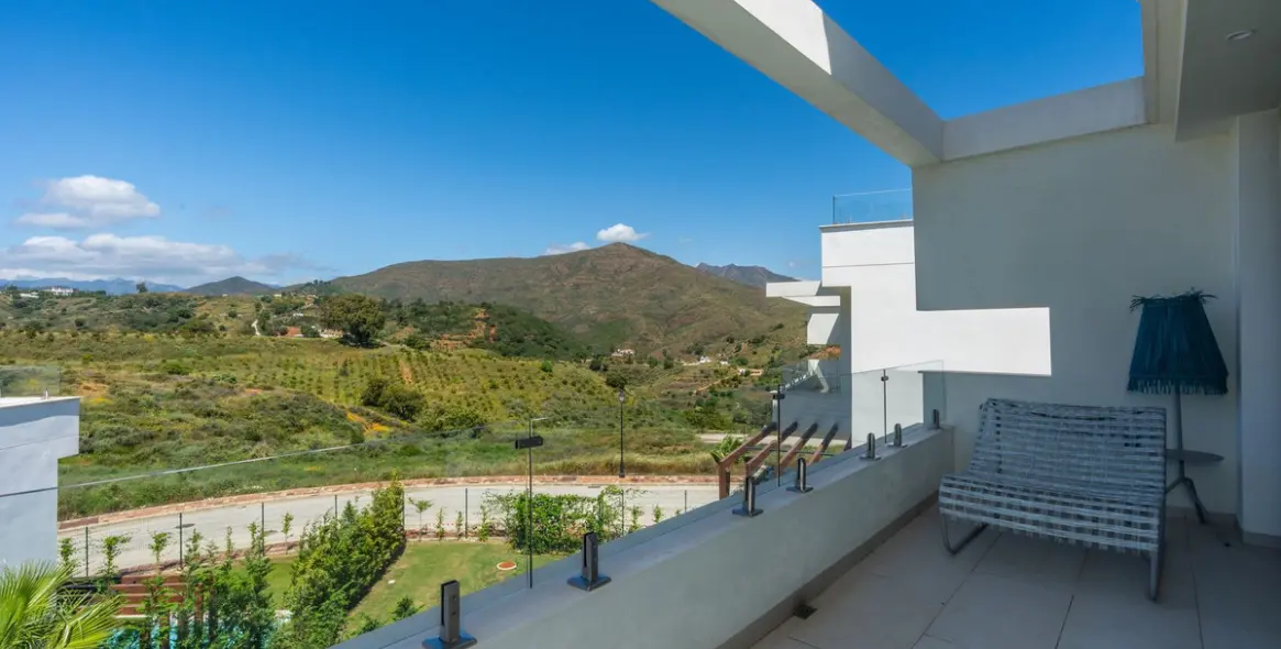 Venta de villa independiente en La Cala Golf 9