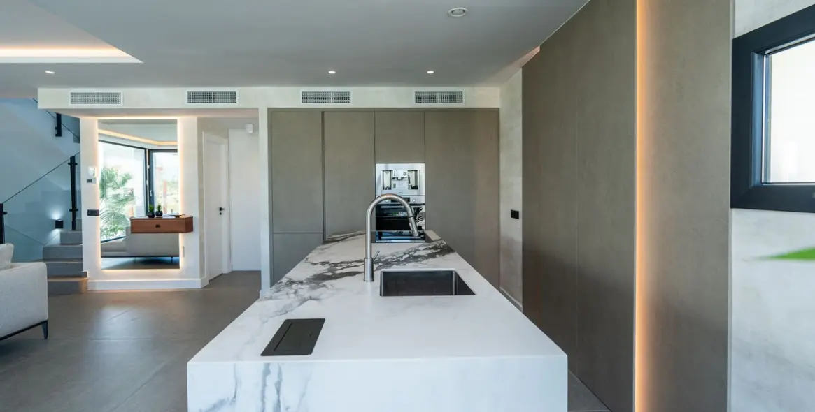 Venta de villa independiente en La Cala Golf 12