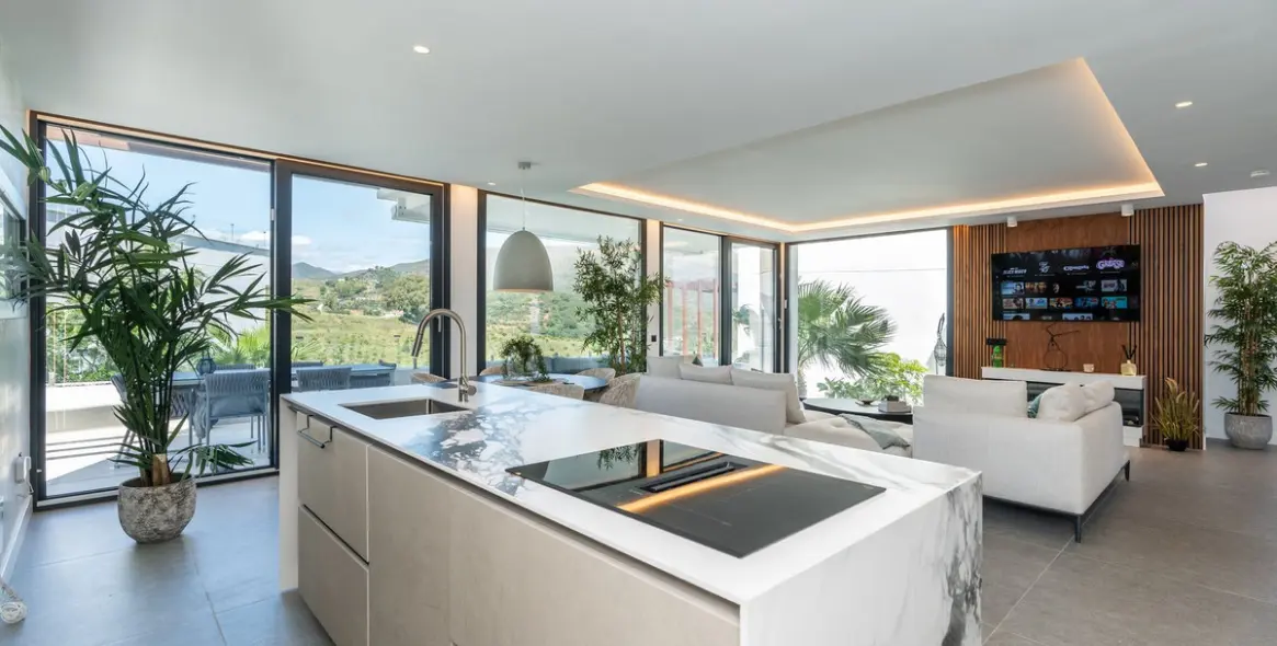 Venta de villa independiente en La Cala Golf 13