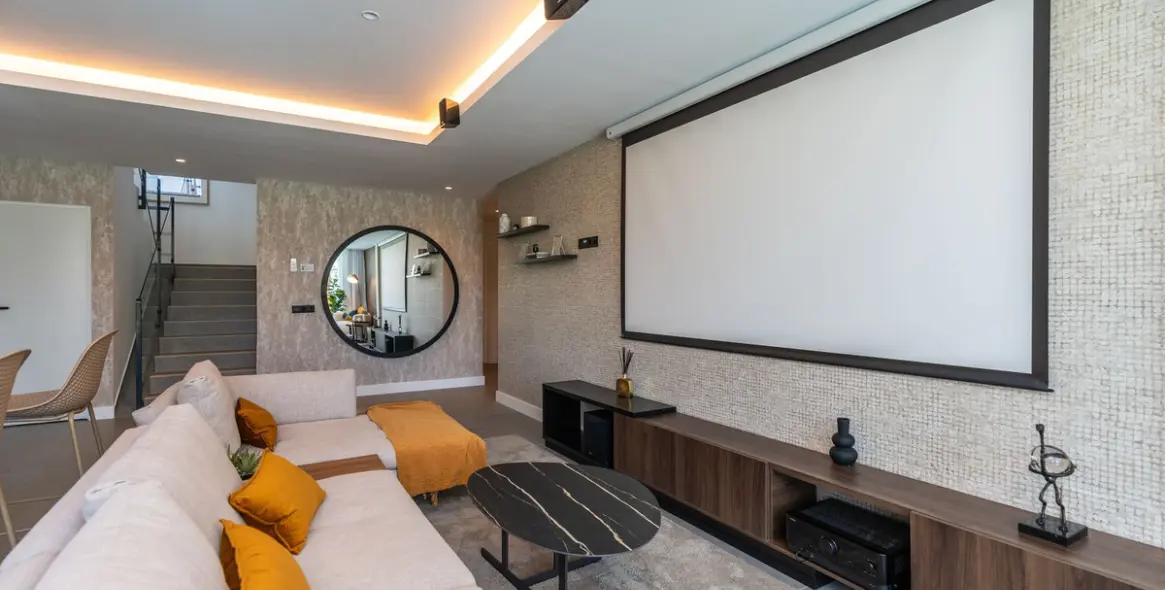 Sale of detached villa in La Cala Golf 38