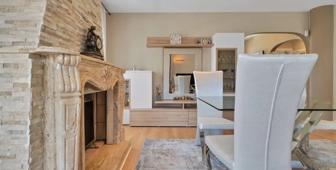 Продажа  отдельно стоящей виллы в Estepona 37