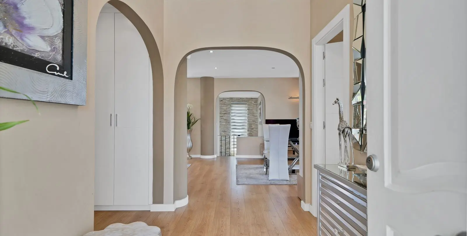Sale of detached villa in Estepona 44