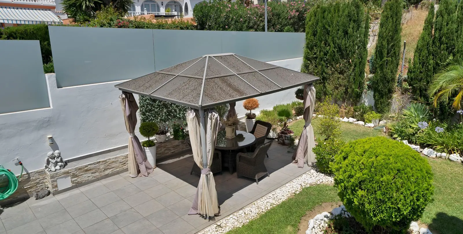 Sale of detached villa in Estepona 45