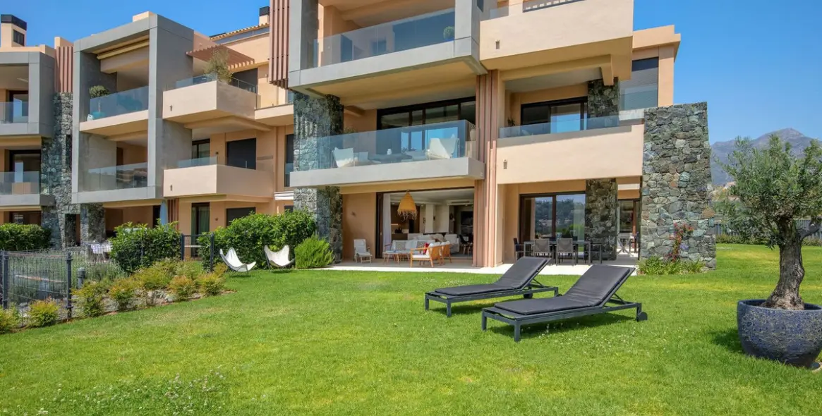 Продажа апартаментов на первом этаже в Benahavís 3