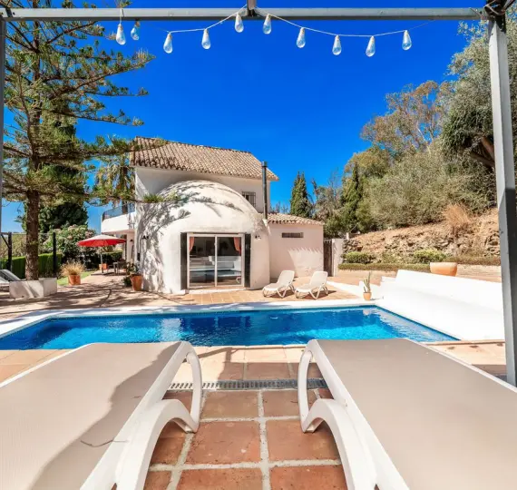 Venta de villa independiente en El Coto