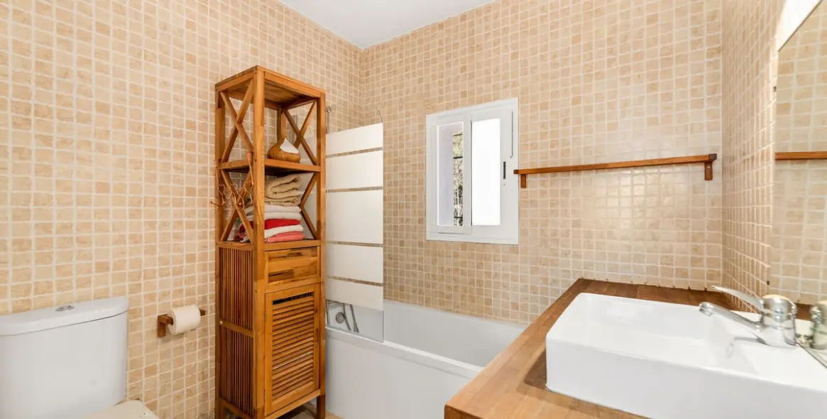 Venta de villa independiente en El Coto 25