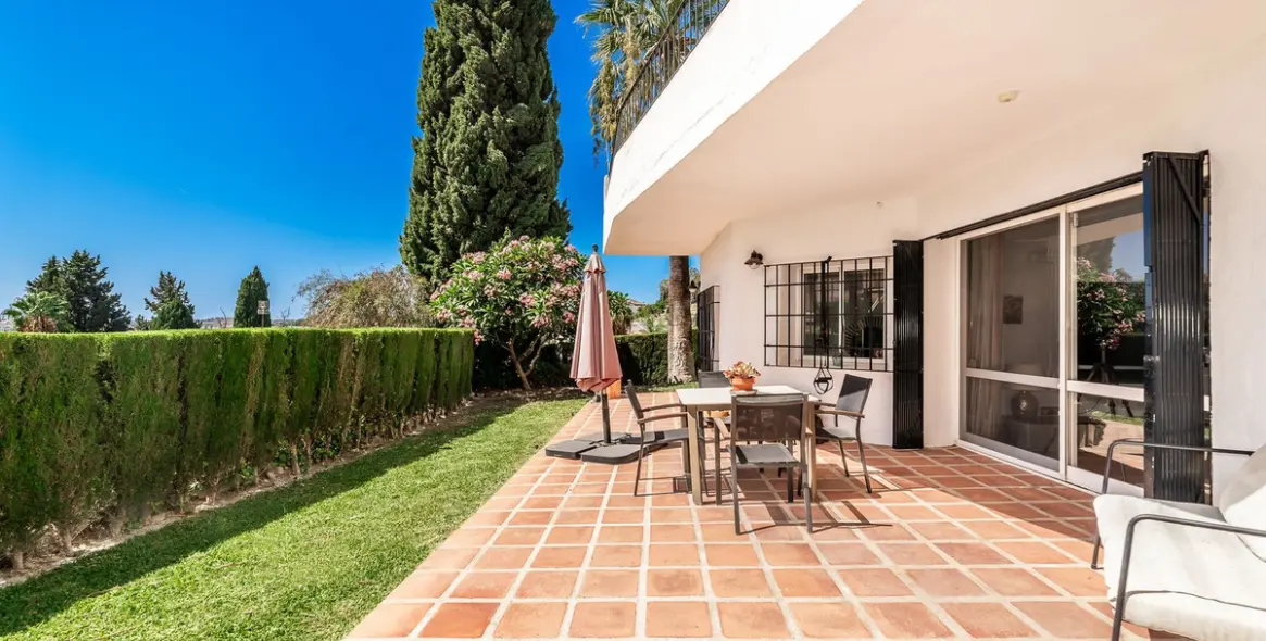 Venta de villa independiente en El Coto 38