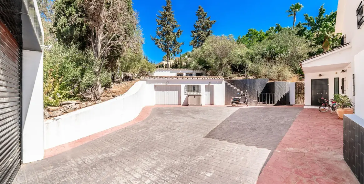 Venta de villa independiente en El Coto 41