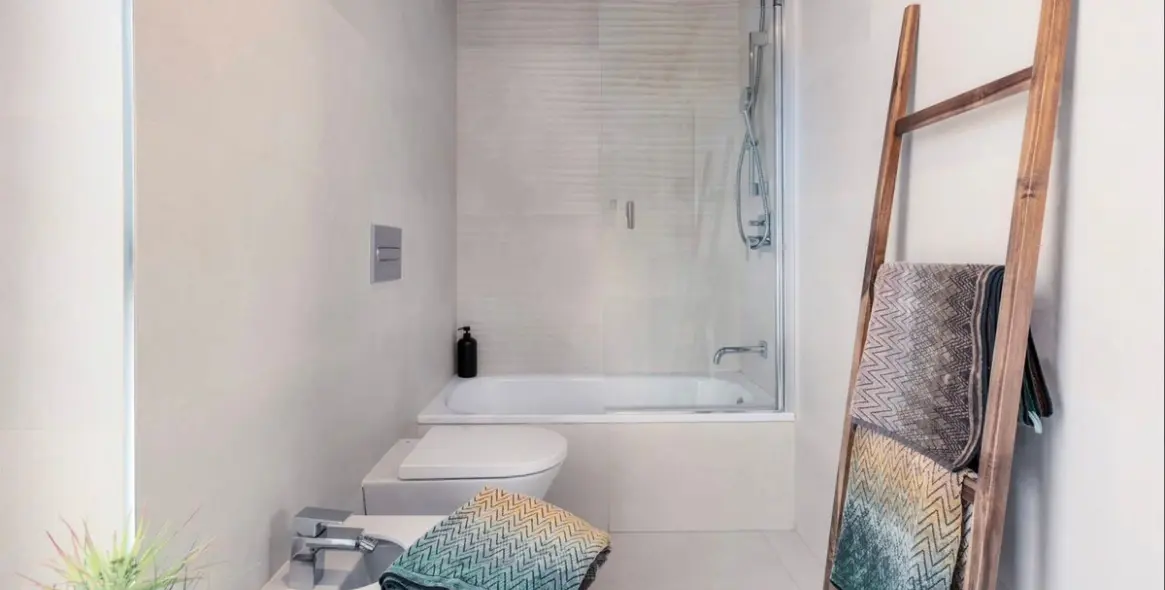 Venta de ático en Elviria 14