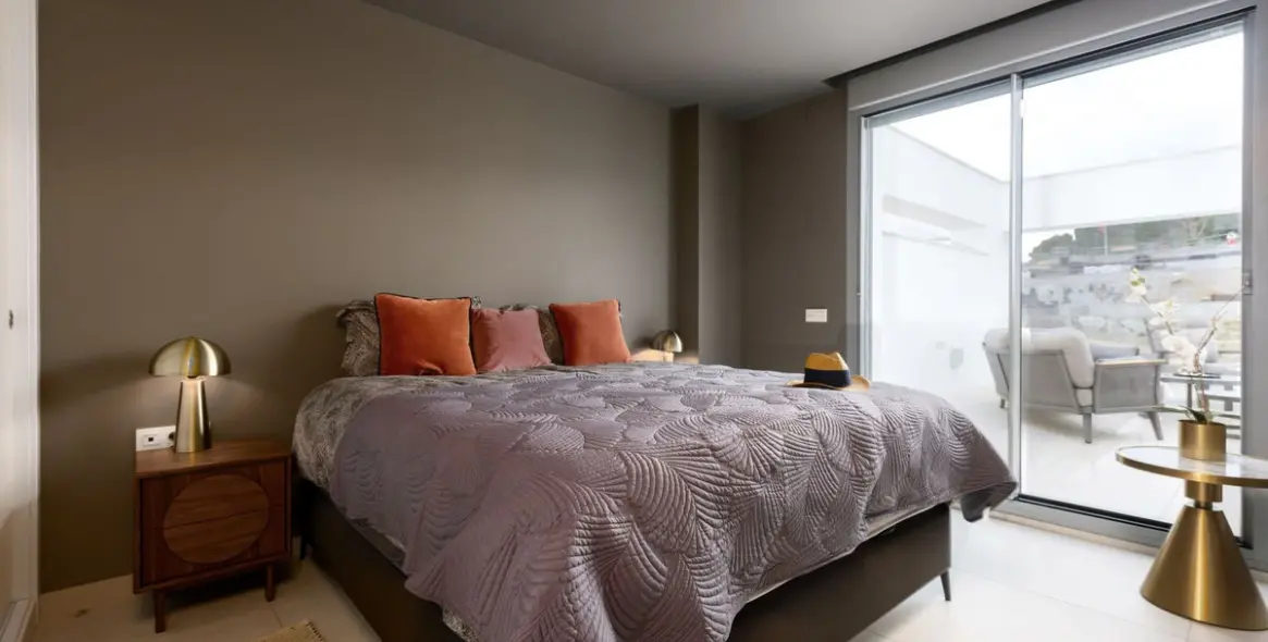 Venta de ático en Elviria 16