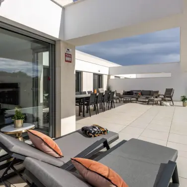 Sale of penthouse in Elviria
