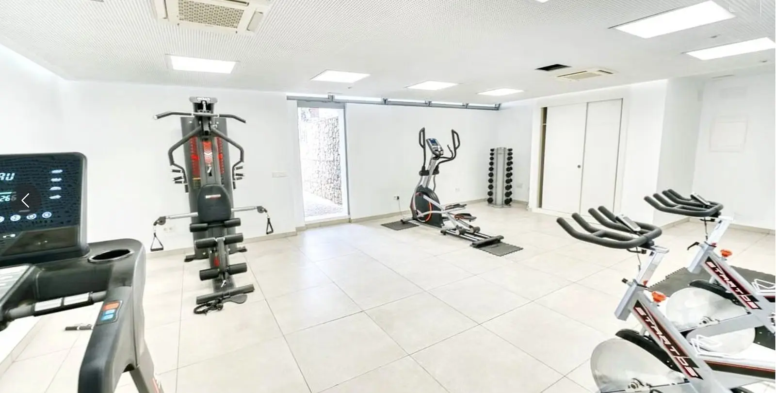 Venta de ático en Elviria 30