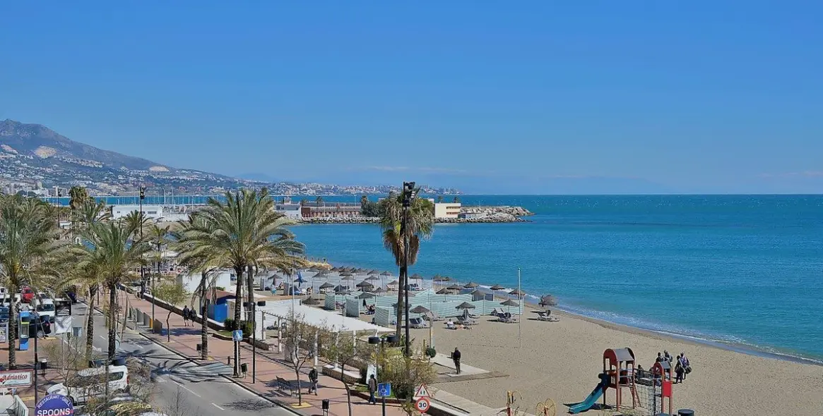 Продажа апартаментов на среднем этаже в Fuengirola 3