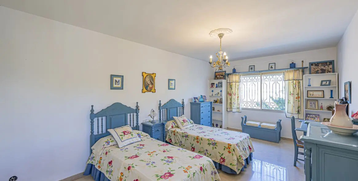 Продажа  отдельно стоящей виллы в Marbella (район Marbella) 11