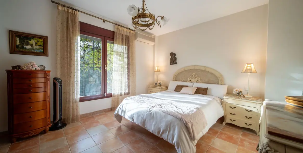 Продажа  отдельно стоящей виллы в Mijas Golf 22