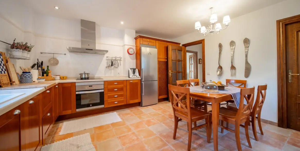 Продажа  отдельно стоящей виллы в Mijas Golf 33