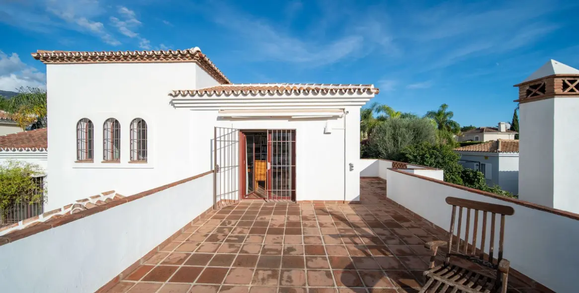 Продажа  отдельно стоящей виллы в Mijas Golf 37