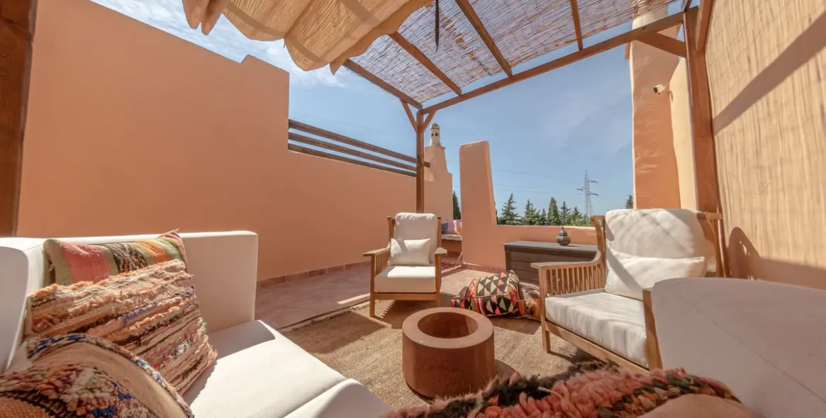 Продажа дома на две семьи в Nagüeles 1