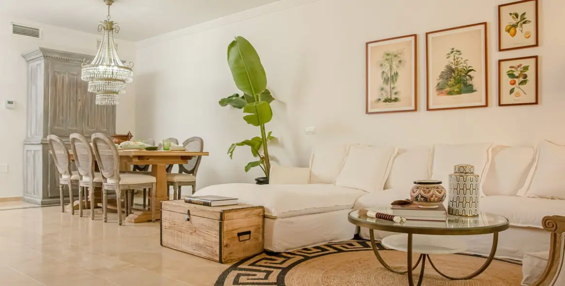 Продажа дома на две семьи в Nagüeles 9