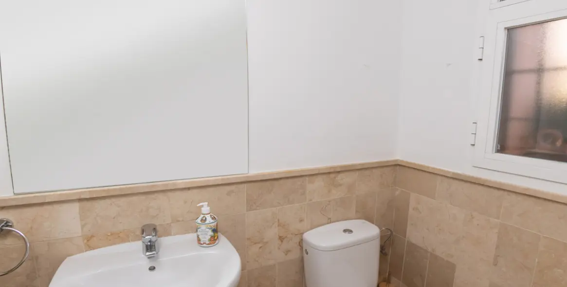 Sale of semi-detached house in Nagüeles 24